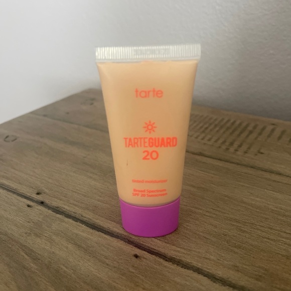 Tarte Tarteguard 20 tinted moisturizer Medium Sealed Foundation New